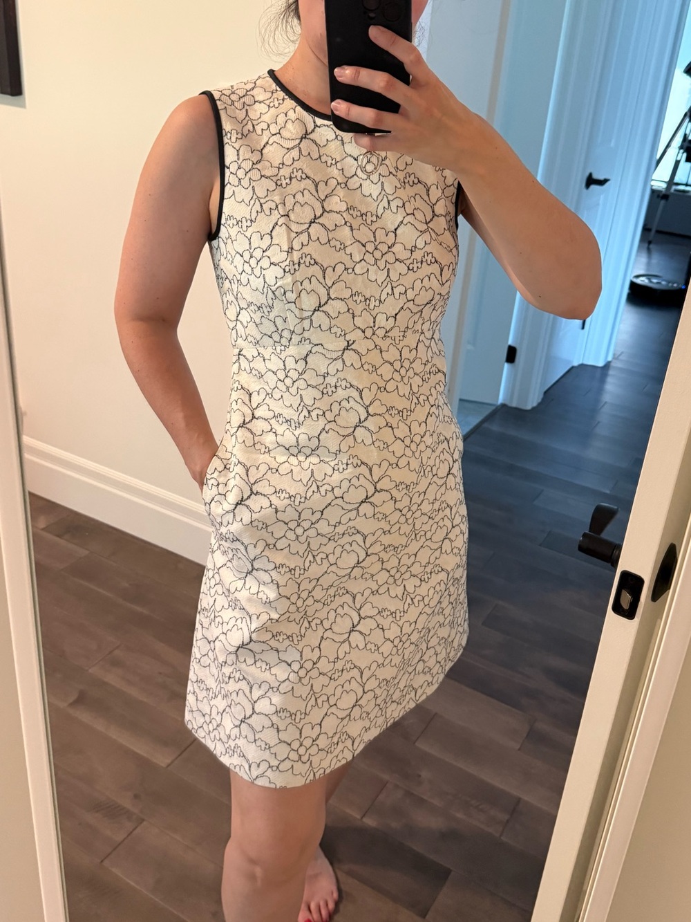 Kate Spade Sleeveless White and Black Floral Lace A-Line Dress - Picture 2 of 11